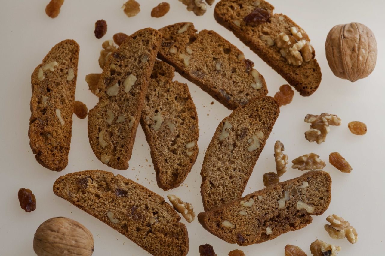 Üzümlü Cevizli Biscotti